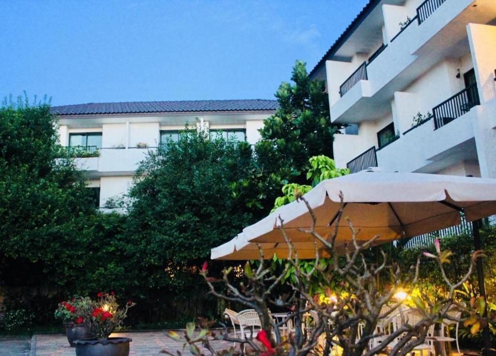 Baan Nan B&B Hotel Eksteriør bilde
