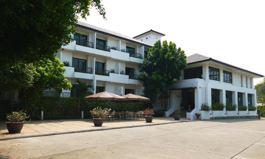 Baan Nan B&B Hotel Eksteriør bilde